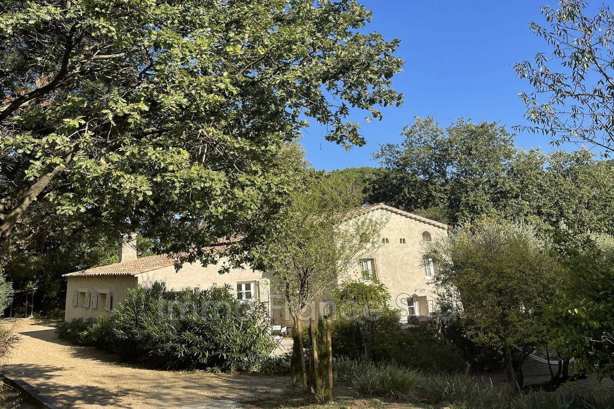 Maison à LA GARDE-FREINET