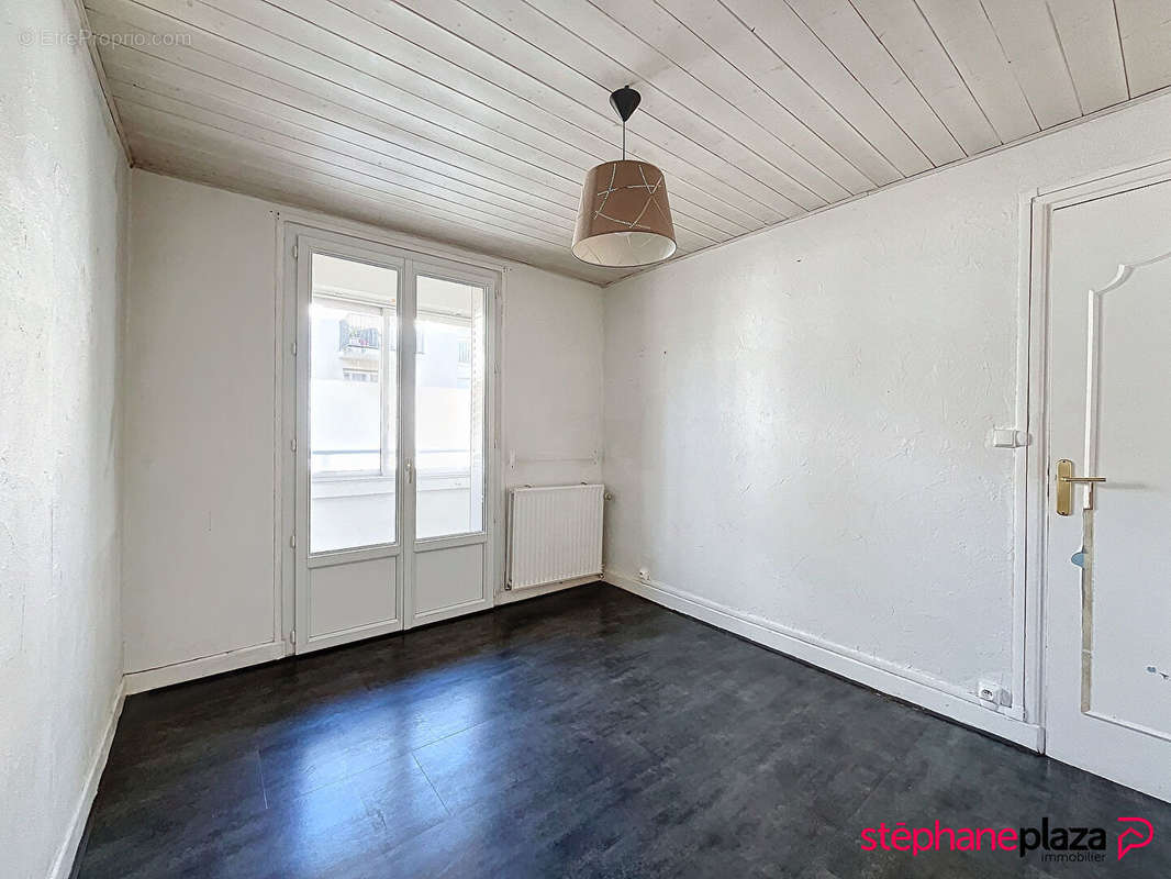 Appartement à LYON-8E