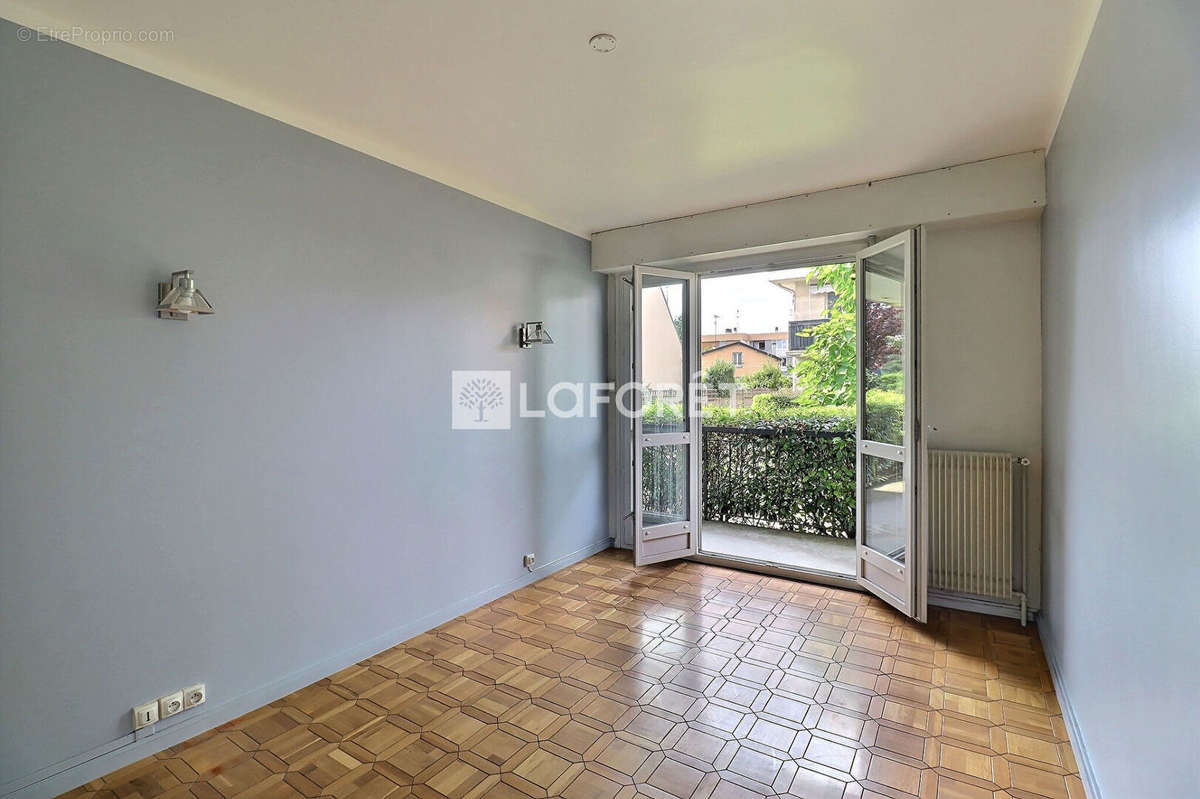 Appartement à VITRY-SUR-SEINE