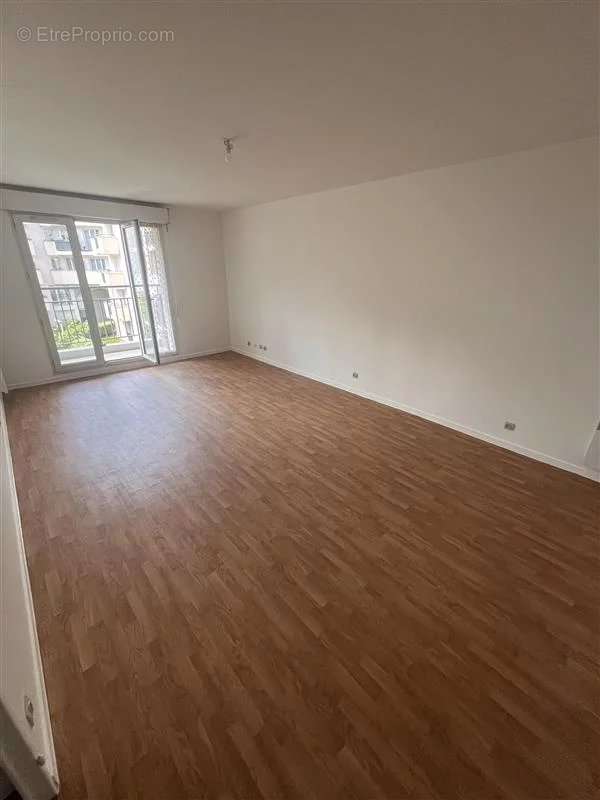 Appartement a louer pontoise - 3 pièce(s) - 70 m2 - Surfyn