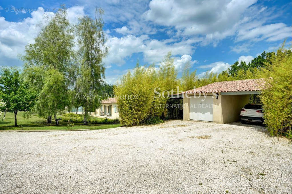 Maison à AIX-EN-PROVENCE