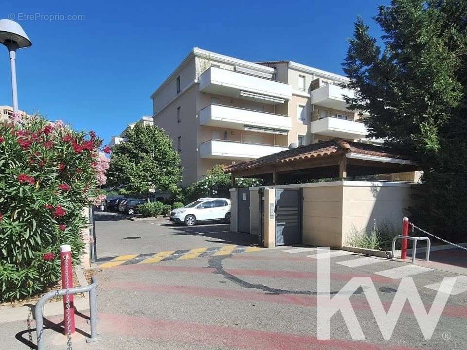 Appartement à MARSEILLE-12E