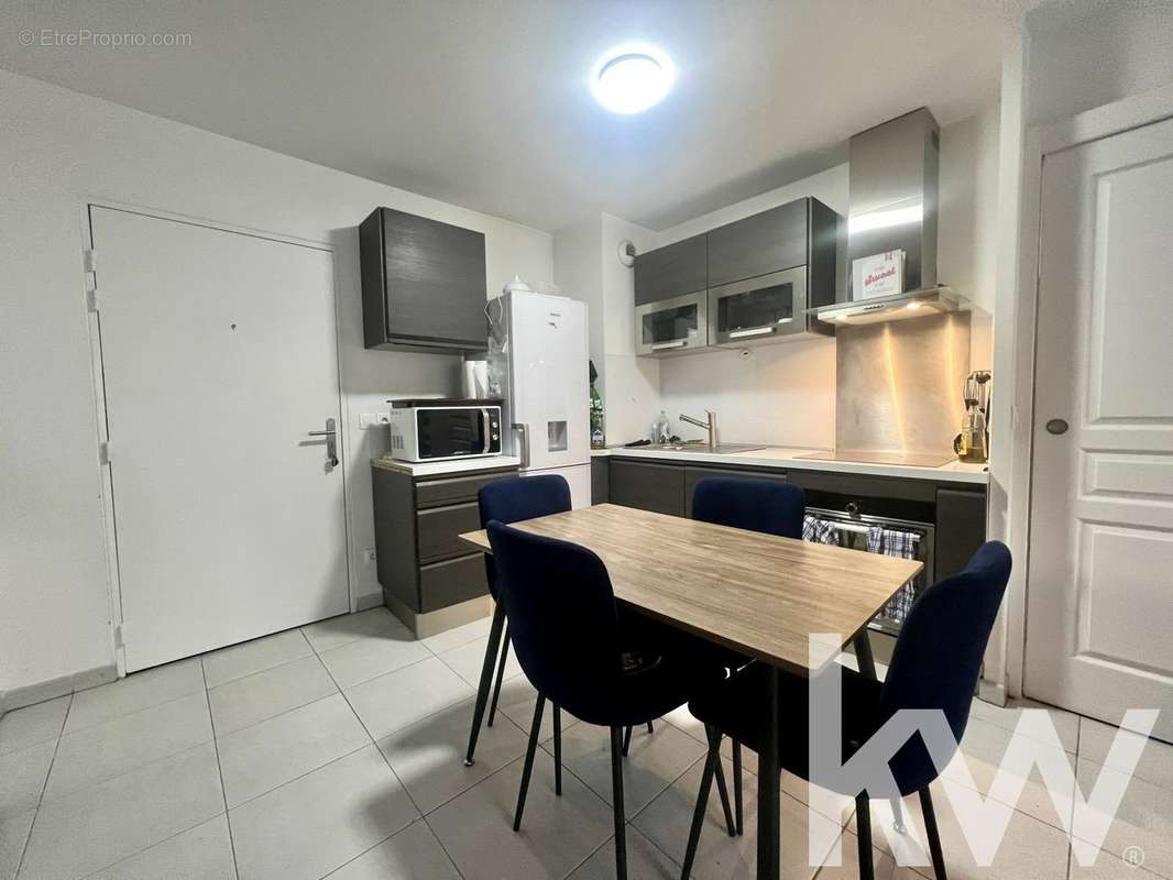 Appartement à MARSEILLE-12E