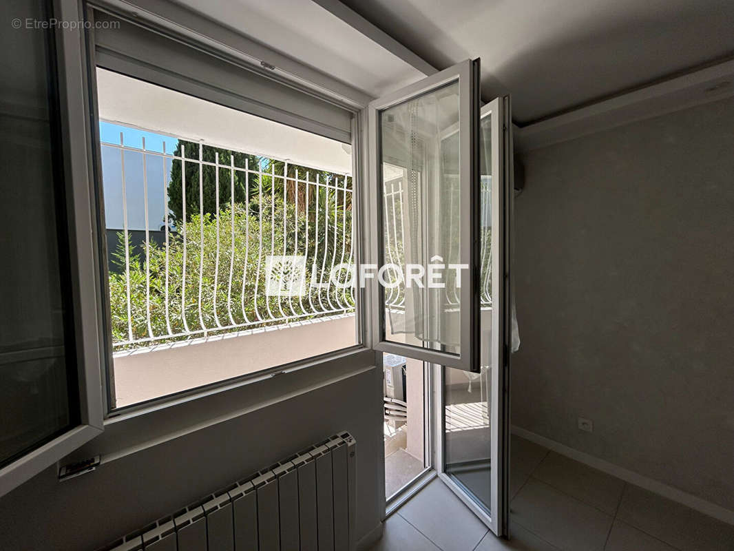 Appartement à MARSEILLE-9E