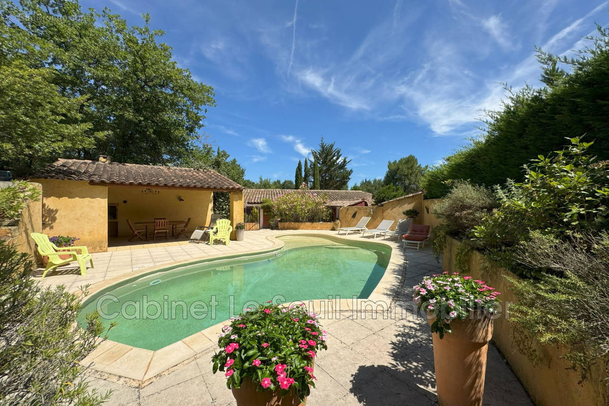 Maison à ROUSSILLON