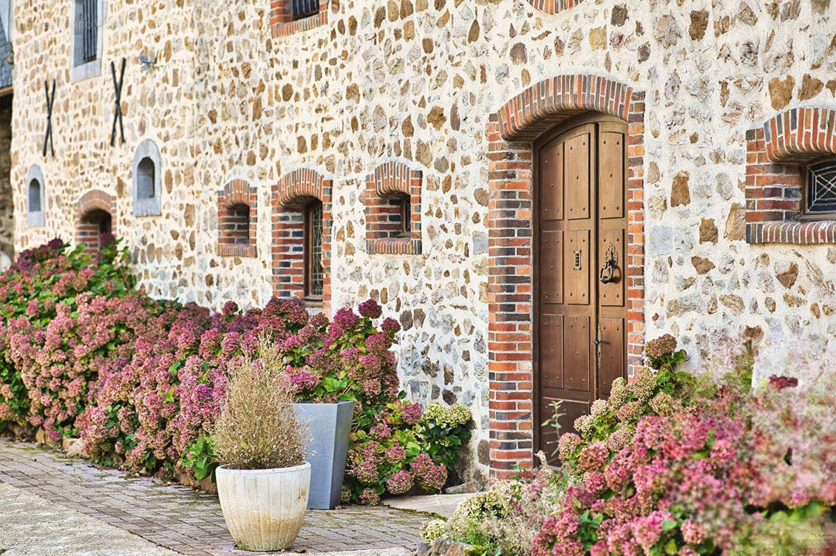 Maison à SAINTE-SUZANNE