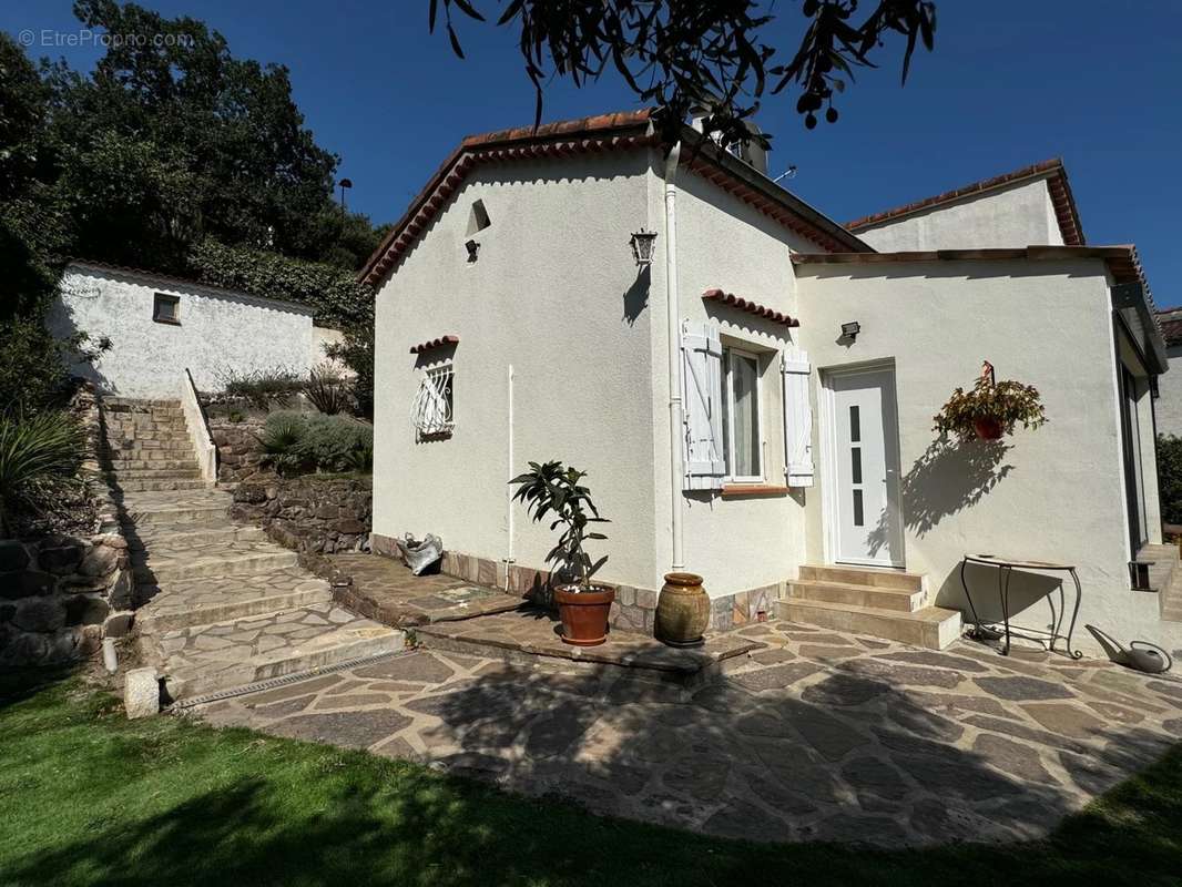 Maison à LES ADRETS-DE-L&#039;ESTEREL