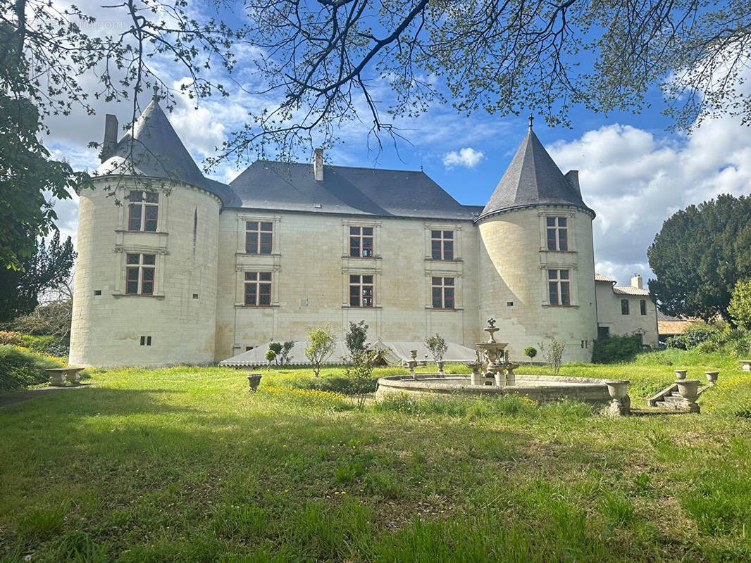 Maison à JAUNAY-CLAN