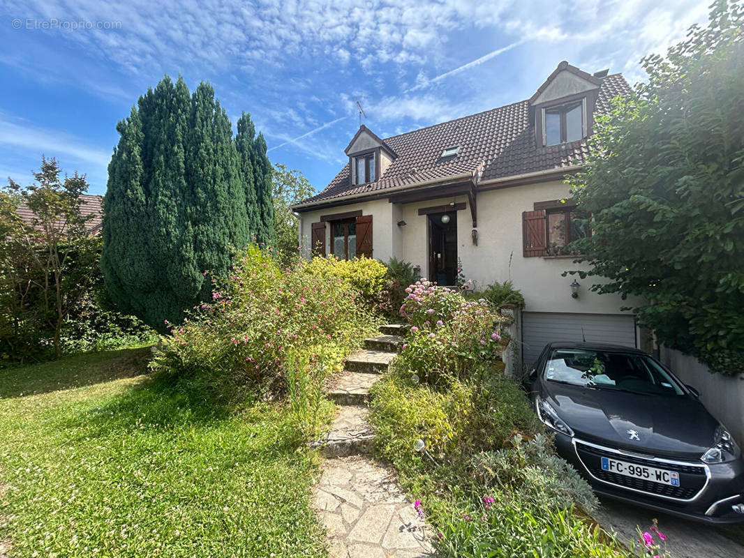 Maison à VILLEBON-SUR-YVETTE