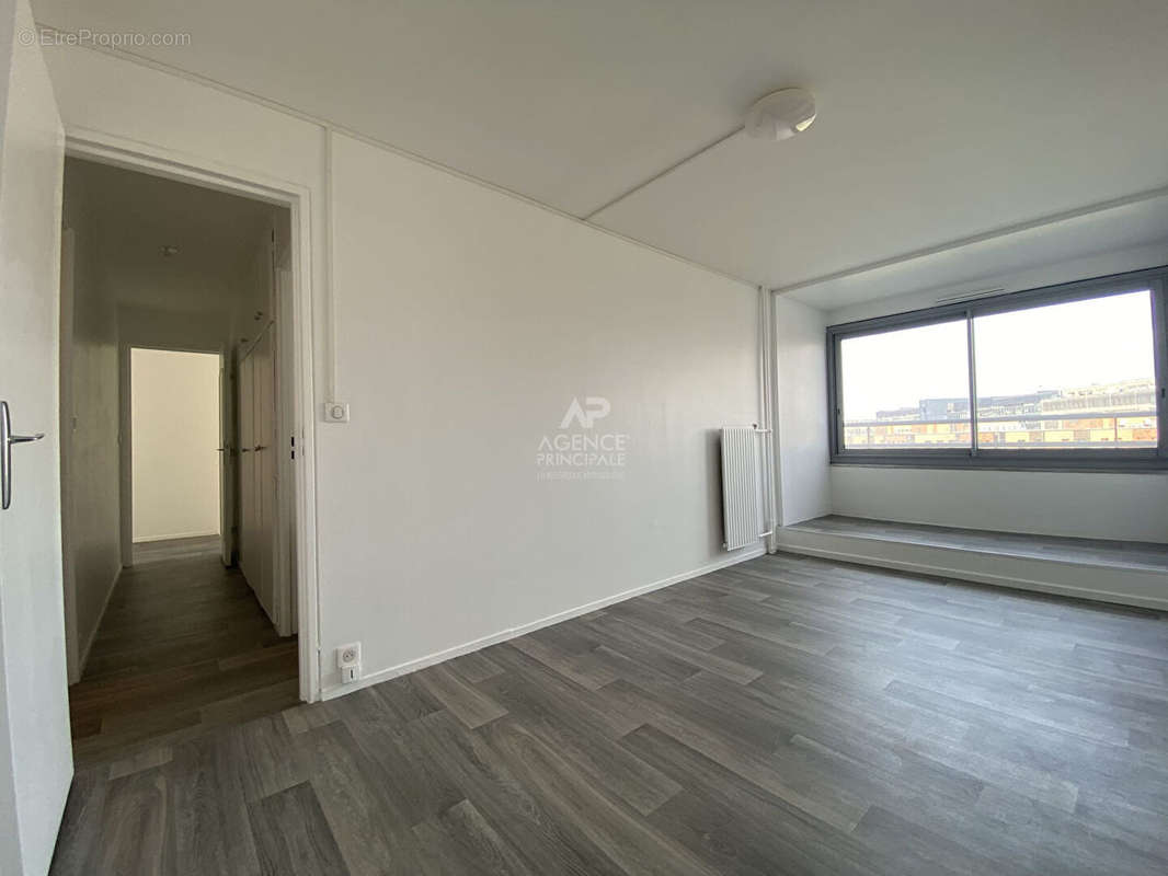 Appartement à NANTERRE