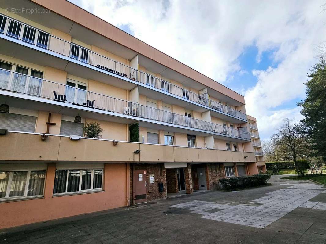 Appartement à RIS-ORANGIS