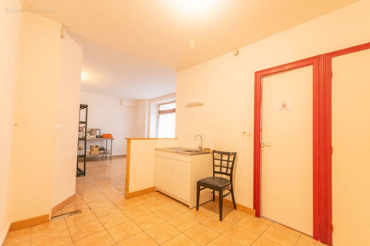 Appartement à SAINT-AMANT-TALLENDE