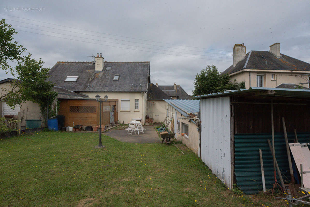 Maison à AUNAY-SUR-ODON