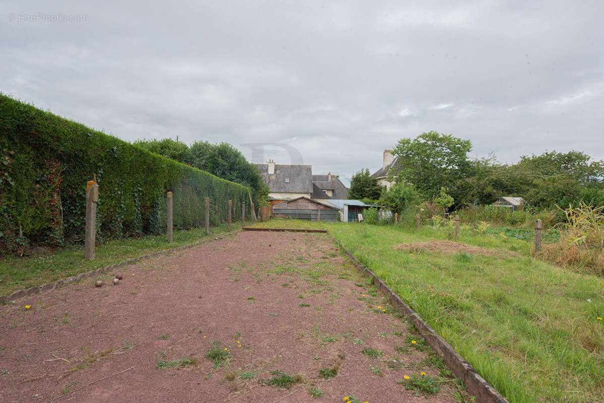 Maison à AUNAY-SUR-ODON