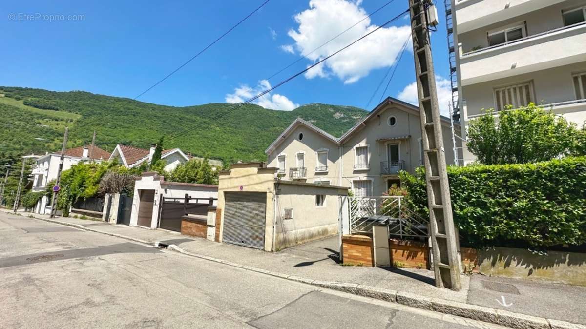 Appartement à GRENOBLE