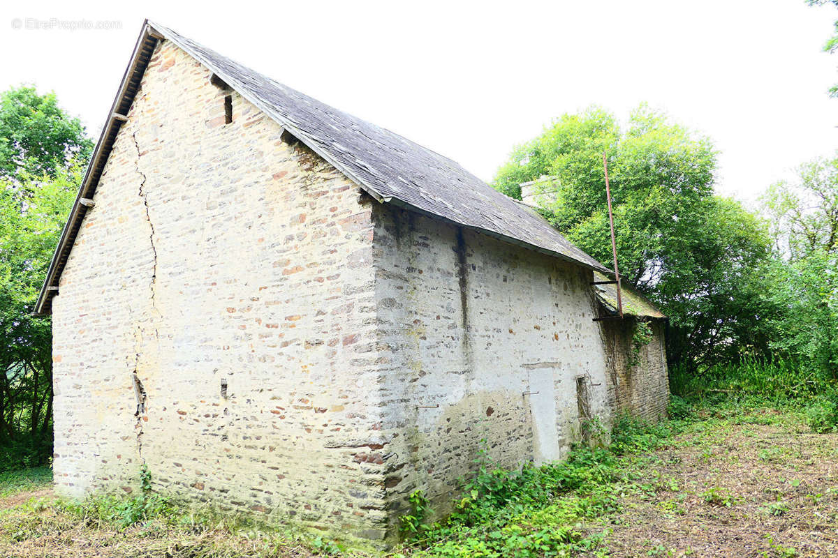 Maison à MORTAIN