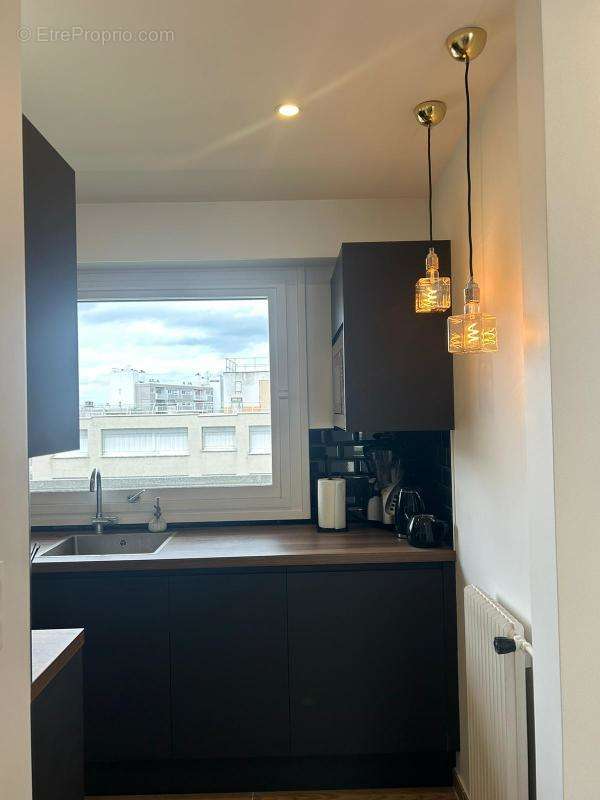 Appartement à COURBEVOIE