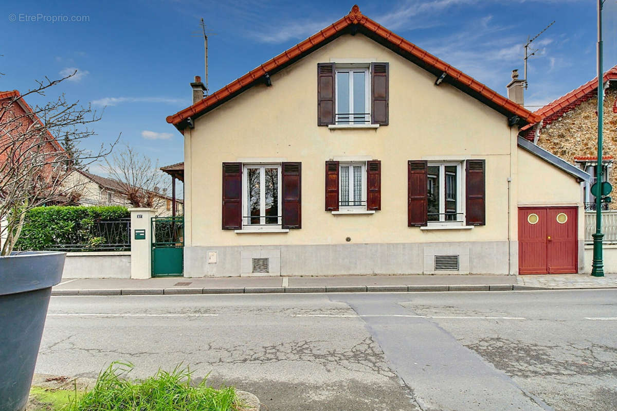 Maison à COLOMBES