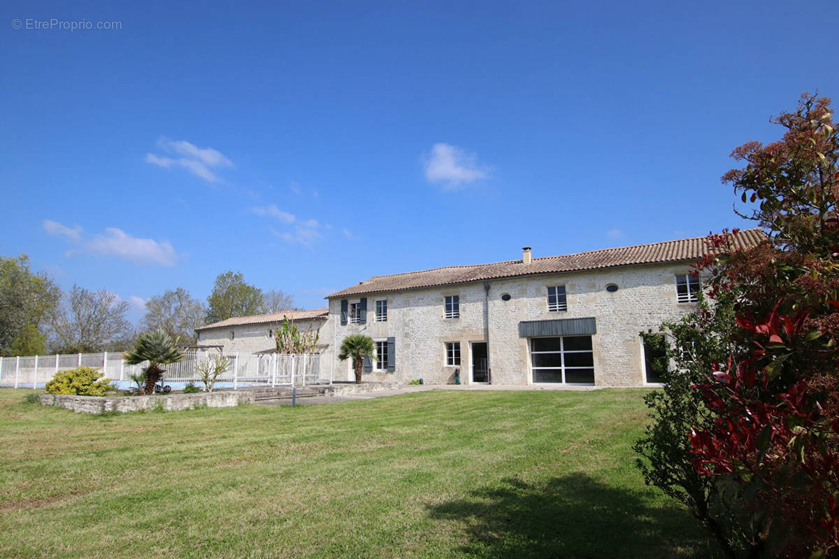 Maison à NIORT