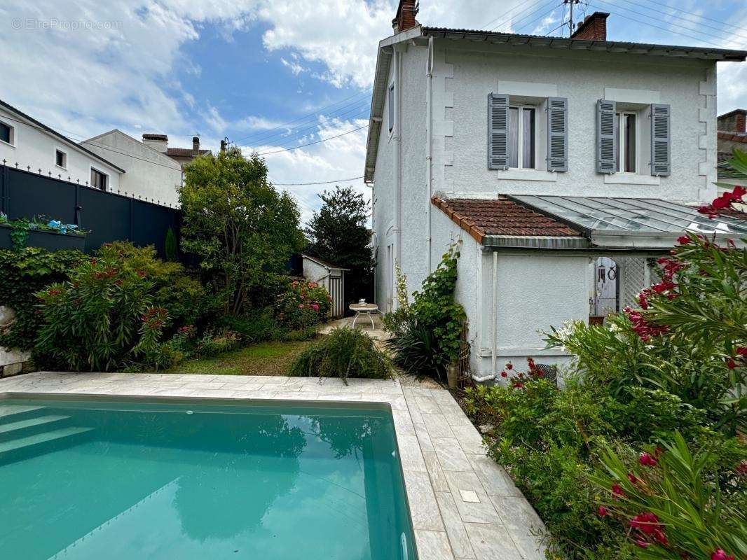 Maison à PERIGUEUX