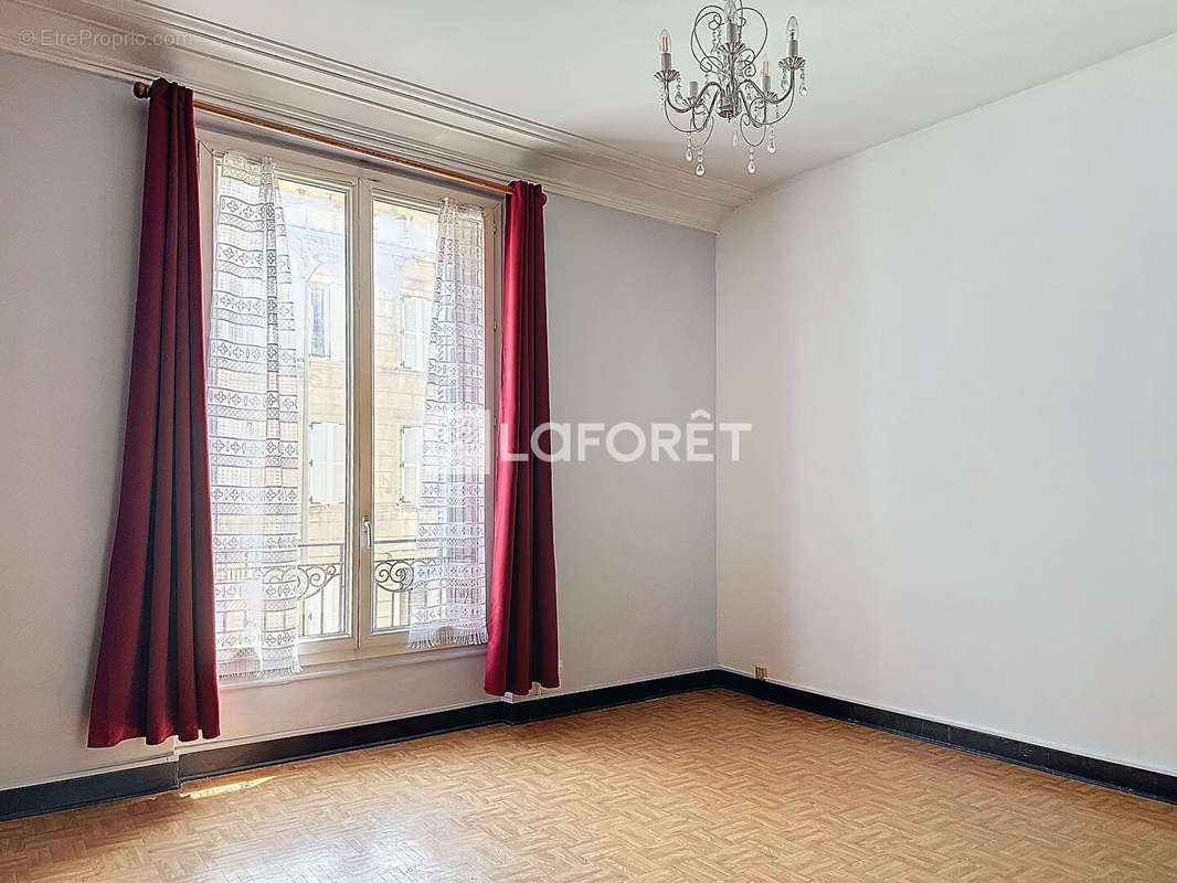 Appartement à MARSEILLE-8E