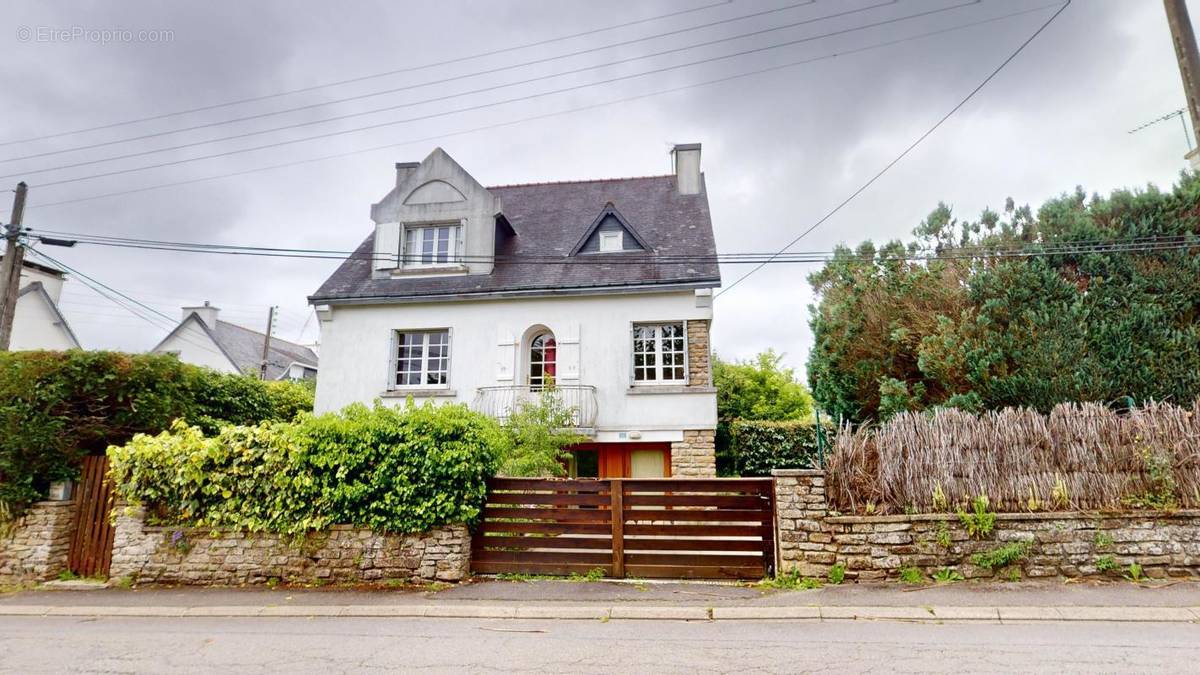 Maison à PONT-AVEN