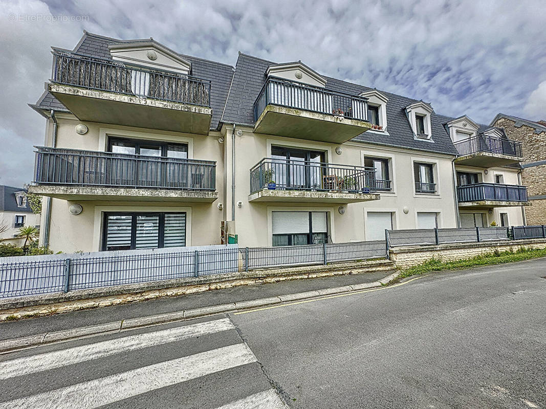 Appartement à HEROUVILLE-SAINT-CLAIR