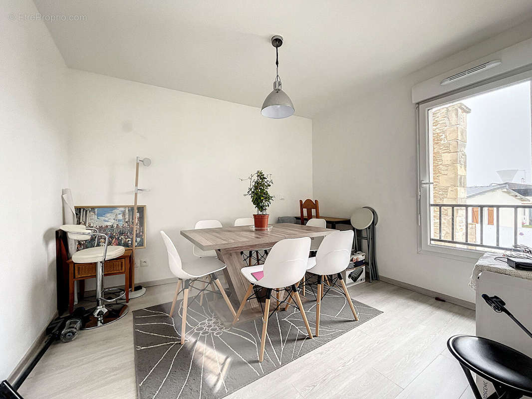 Appartement à HEROUVILLE-SAINT-CLAIR