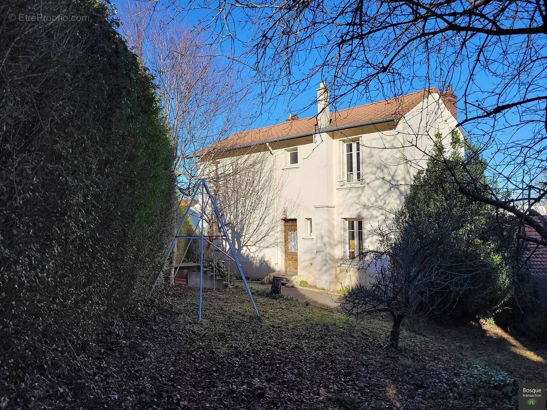 Maison à SAINT-ETIENNE