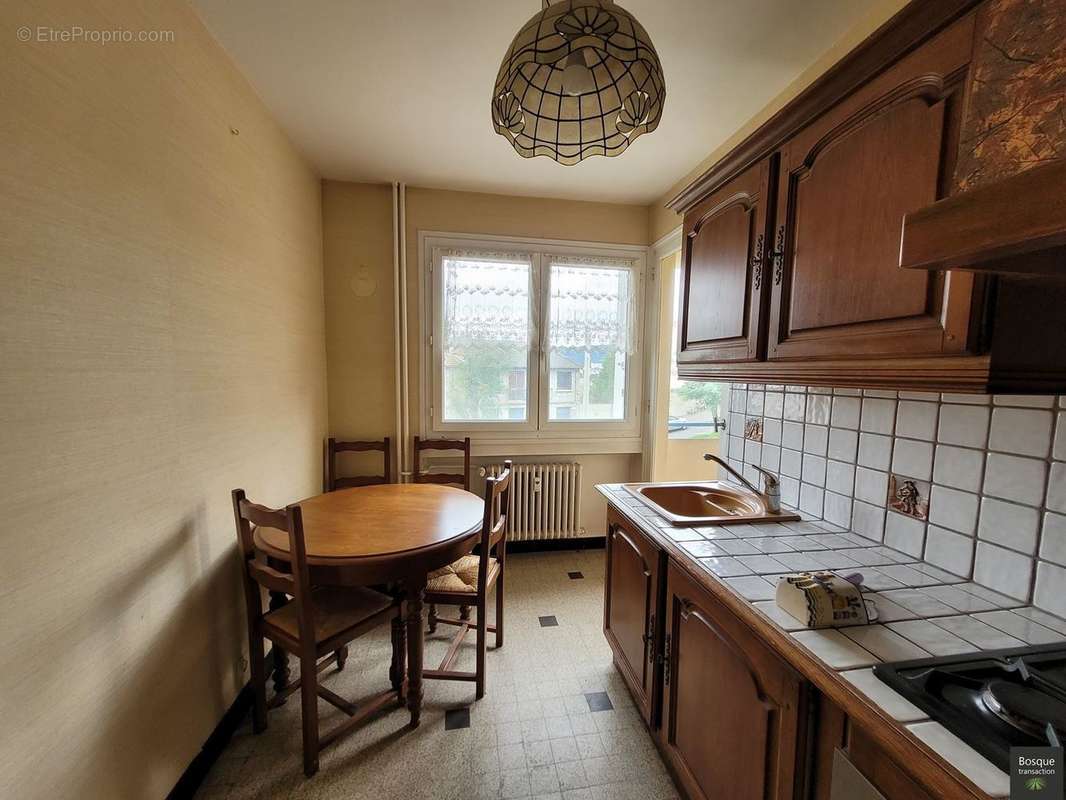 Appartement à SAINT-ETIENNE