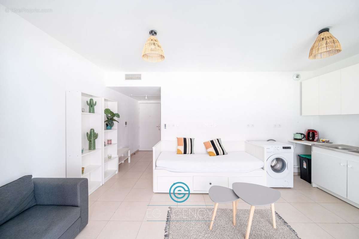 Appartement à MARSEILLE-2E