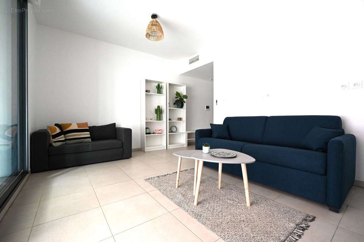 Appartement à MARSEILLE-2E