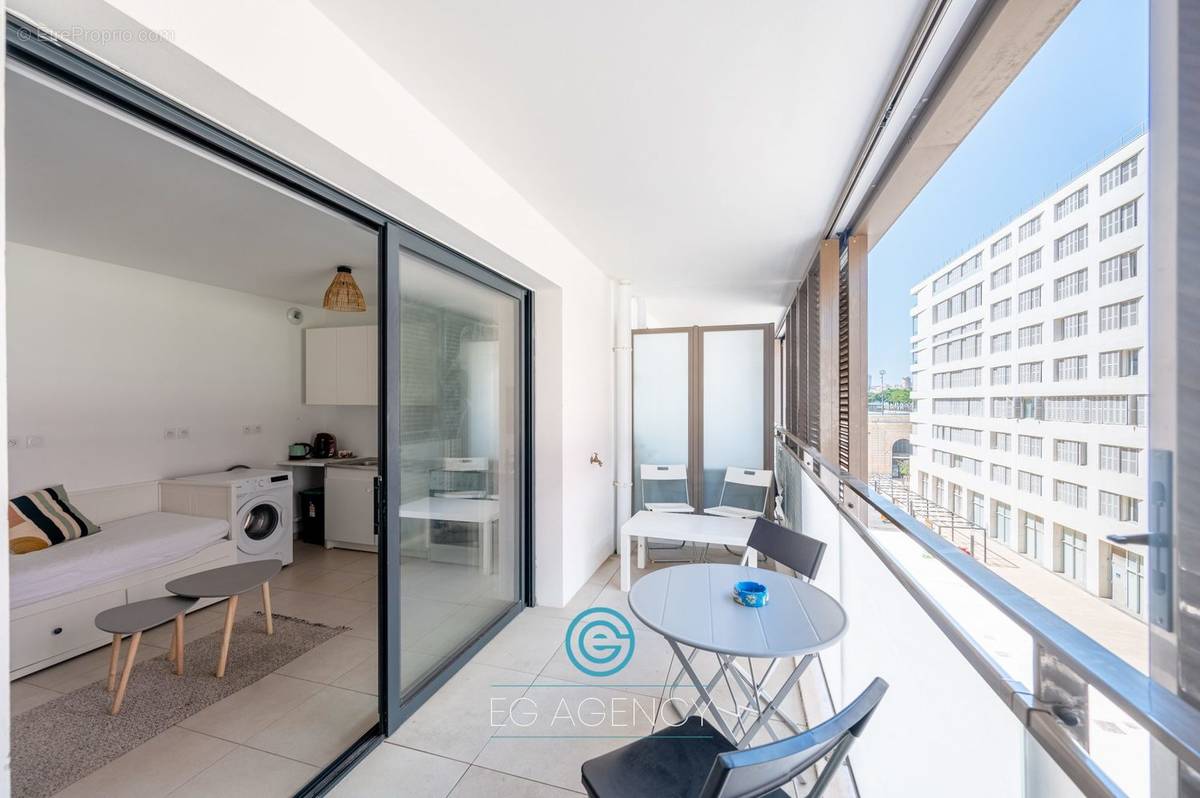 Appartement à MARSEILLE-2E