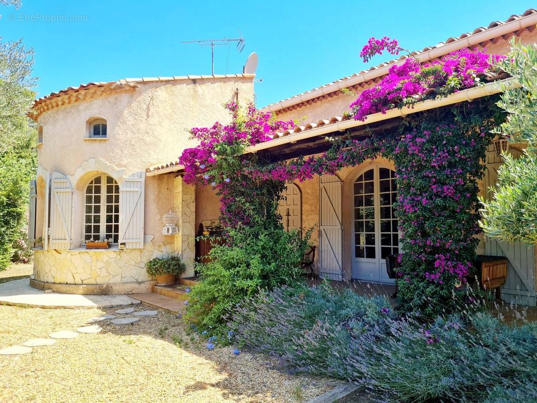 Maison à ENSUES-LA-REDONNE