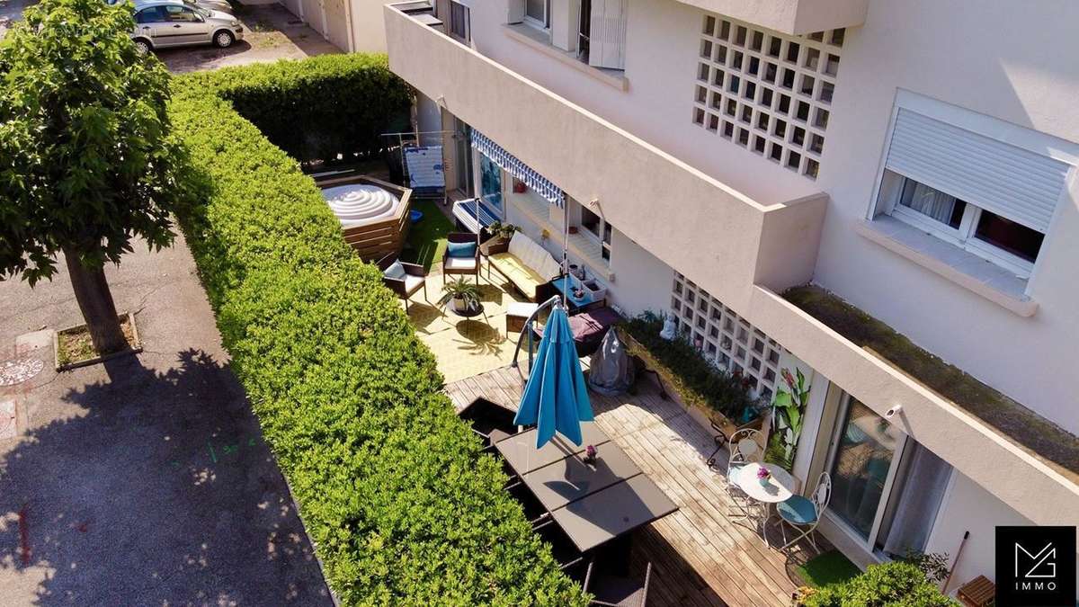 Appartement à SIX-FOURS-LES-PLAGES