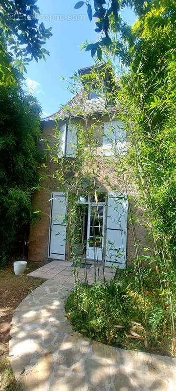 Maison à AYEN