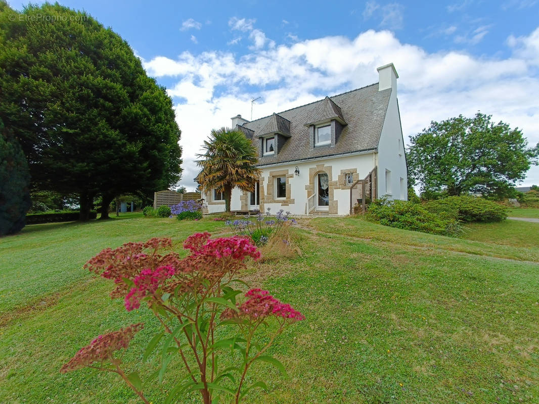 Maison à TREMEVEN