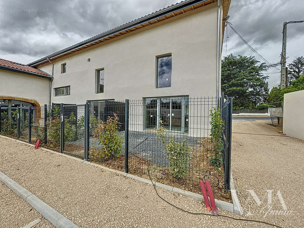 Appartement à LENTILLY