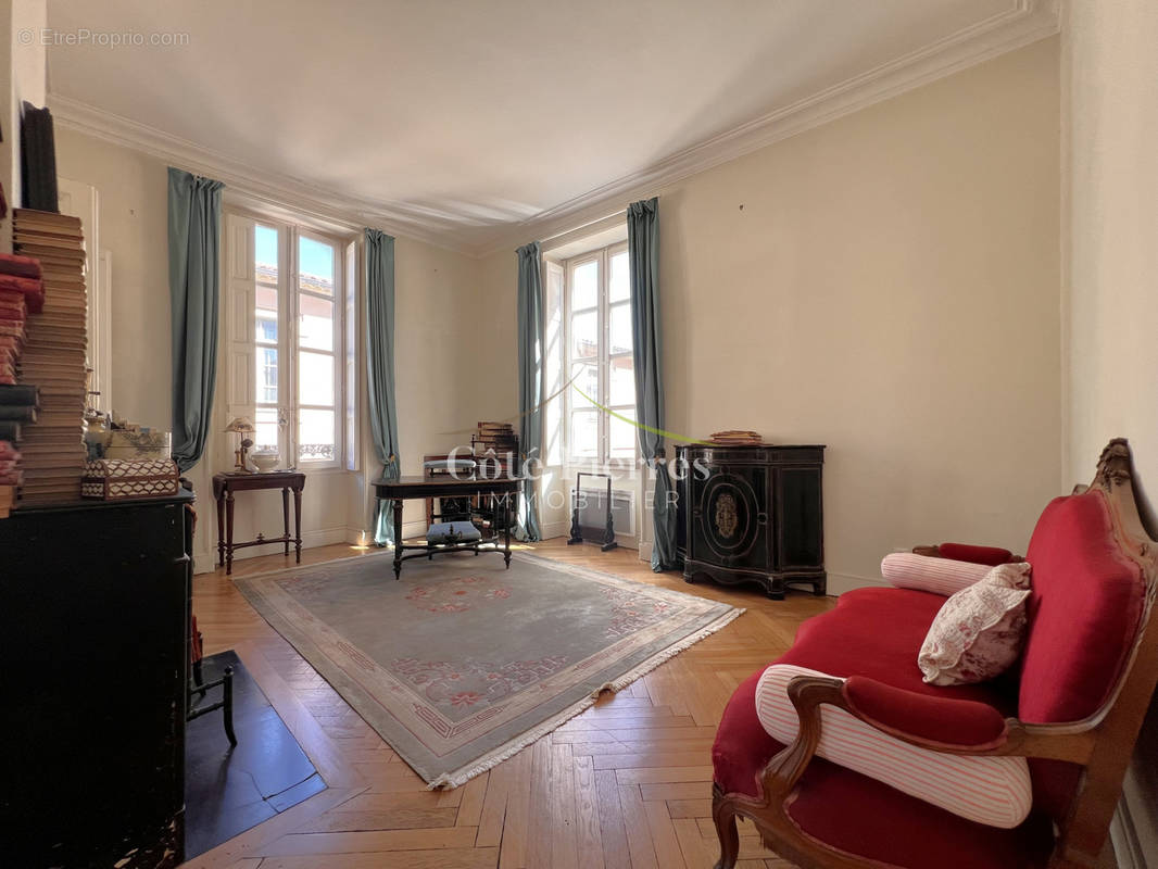 Appartement à NIMES