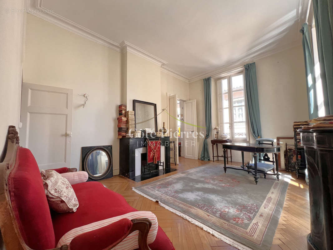 Appartement à NIMES