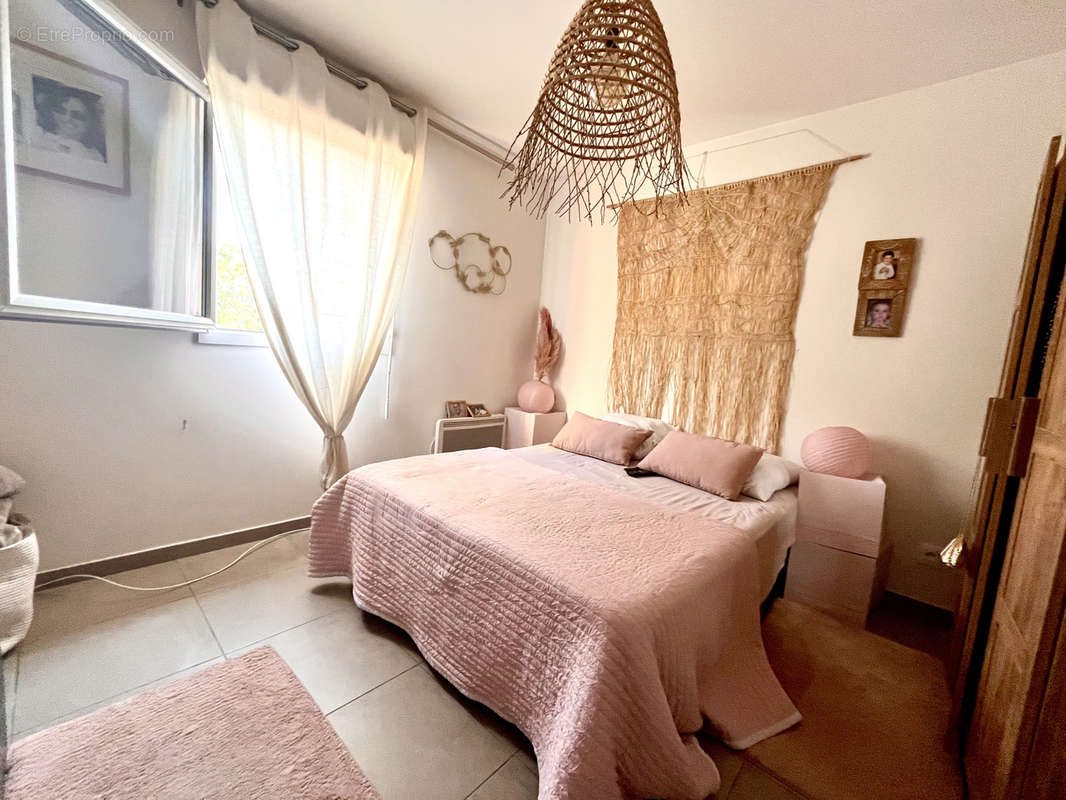 Appartement à MARSEILLE-10E