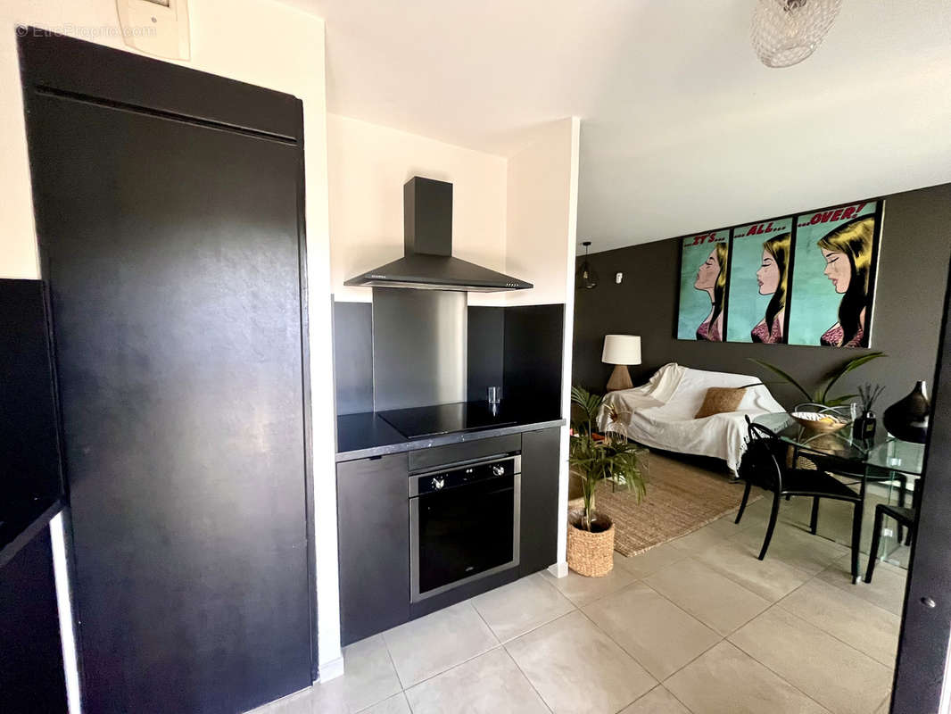 Appartement à MARSEILLE-10E