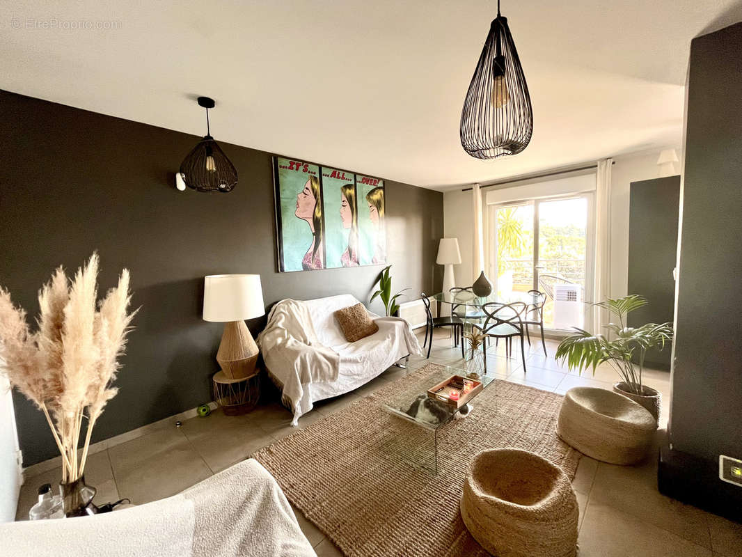 Appartement à MARSEILLE-10E