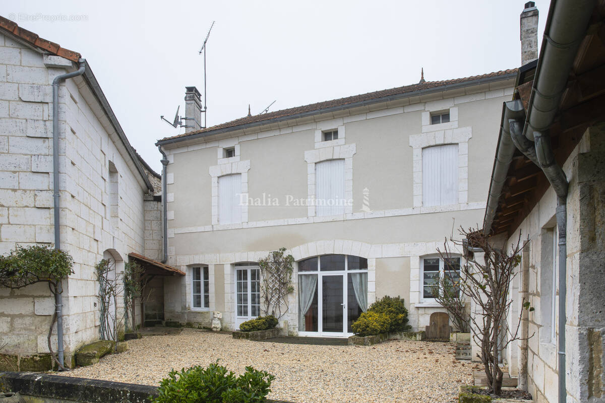 Maison à MAREUIL