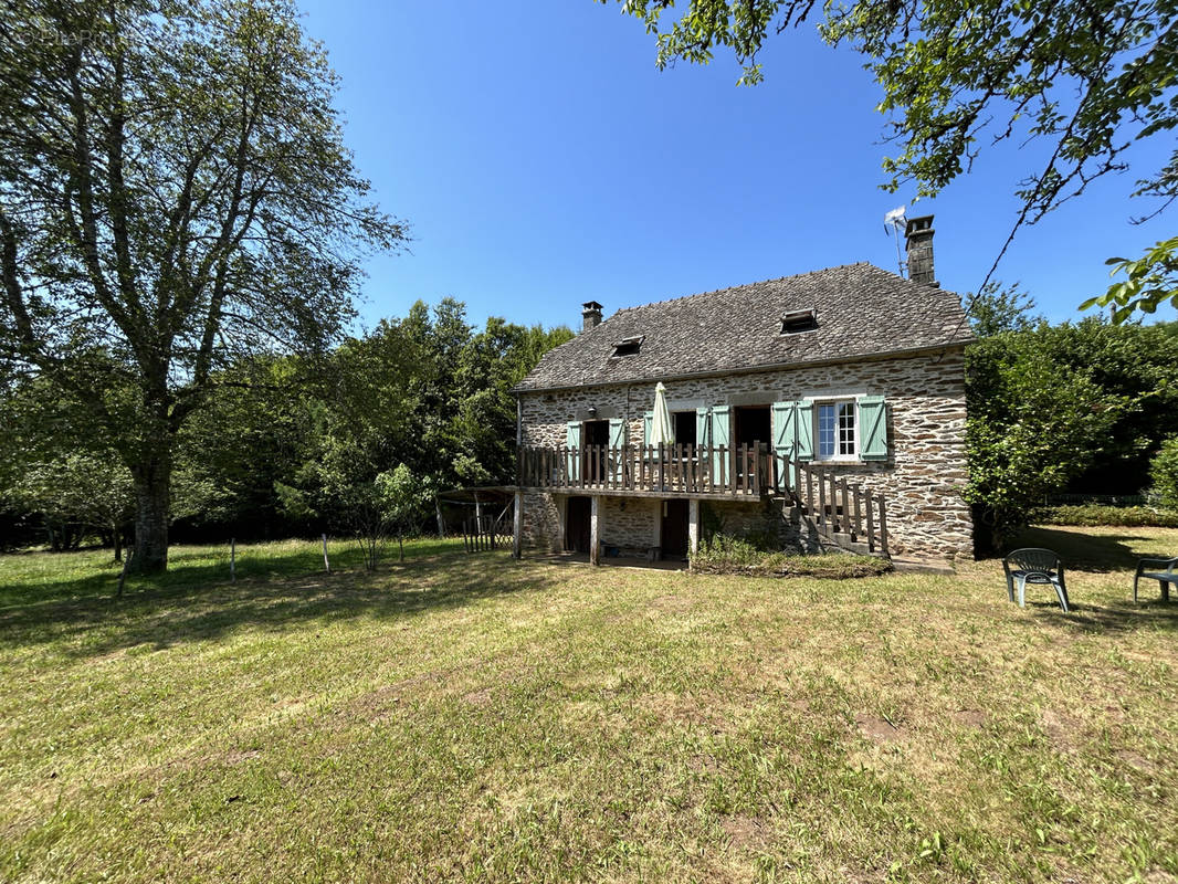 Maison à SAINT-MERD-DE-LAPLEAU