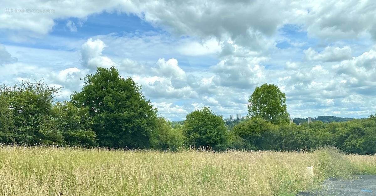 Terrain à LISIEUX