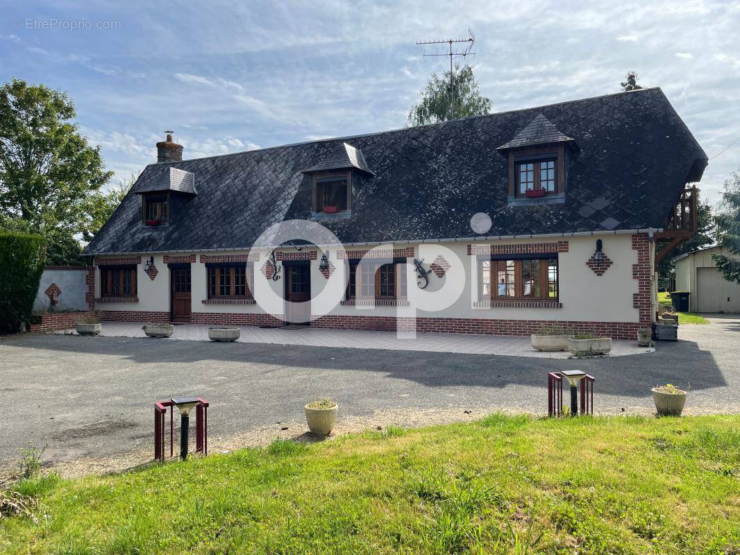 Maison à LES BAUX-DE-BRETEUIL