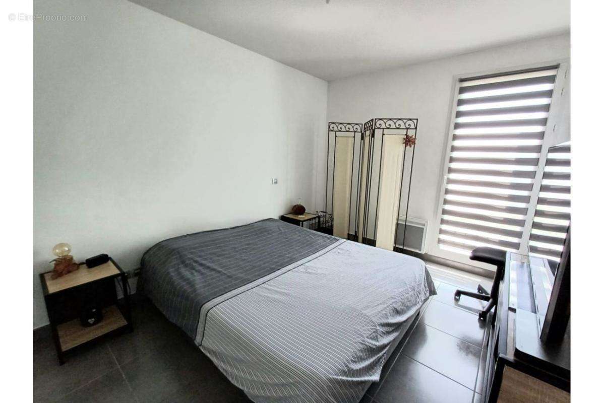 Appartement à MAUGUIO