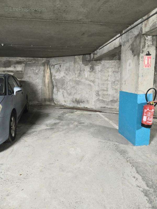 Parking à ORLEANS