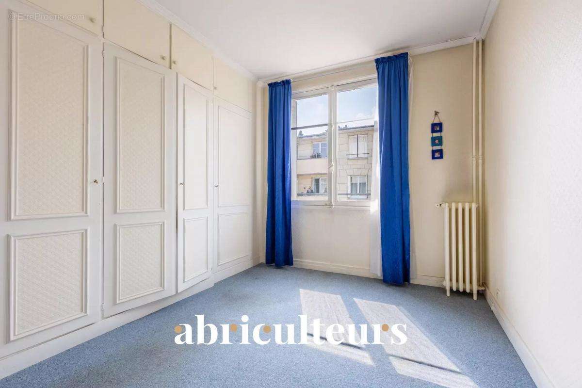 Appartement à LE PERREUX-SUR-MARNE